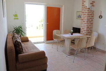 Apartmány s parkoviskom Makarská - Makarska - 19009