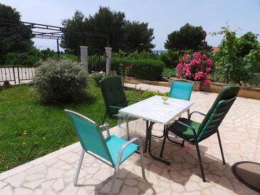 Apartmanok parkolóhellyel Seget Vranjica, Trogir - 19022