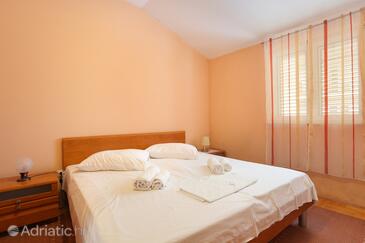 Lägenheter med parkering Split - 19039