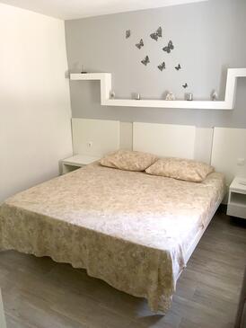 Apartmaji ob morju Jezera, Murter - 19056