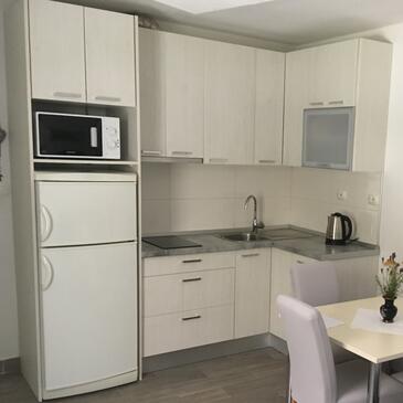 Apartmaji ob morju Jezera, Murter - 19056