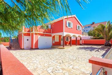 Apartamenty z parkingiem Vir - Lozice, Vir - 19099 Adriatic.hr
