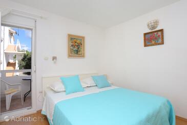 Family friendly seaside apartments Sevid, Trogir - 19105