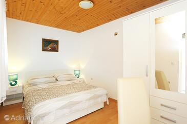 Family friendly seaside apartments Sevid, Trogir - 19105