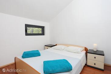 Apartments by the sea Grebaštica, Šibenik - 19106