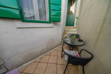 Apartmány s parkoviskom Postira (Brač) - 19107