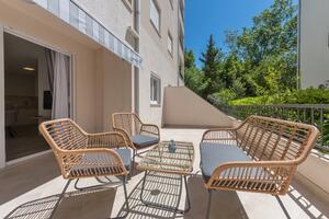 One bedroom apartment Makarska (A-19134-d)