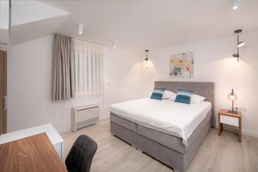 Apartmanok medencével Promajna, Makarska - 19144