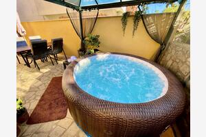 Two bedroom apartment Mali Lošinj Two bedroom apartment Mali Lošinj, Lošinj (A-19157-a)