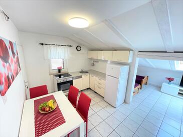 Apartmaji s parkingom Mali Lošinj, Lošinj - 19157