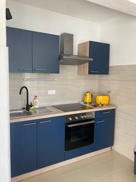 Vakantiehuis aan zee Razanj, Rogoznica - 19159