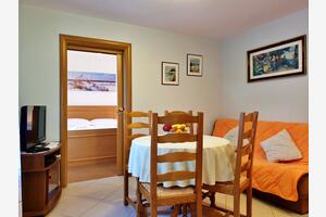 Dvoupokojový apartmán Čižići Dvoupokojový apartmán Čižići, Krk (A-19177-b)