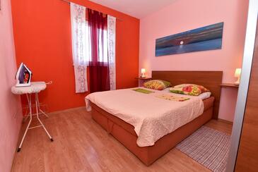 Casa vacanze con parcheggio Razanac, Zara - Zadar - 19197