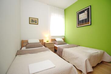 Apartments with parking space Baška, Krk - 19199