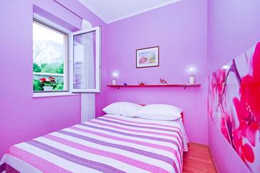 Apartments by the sea Makarska - 19202