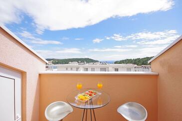 Apartments by the sea Makarska - 19202