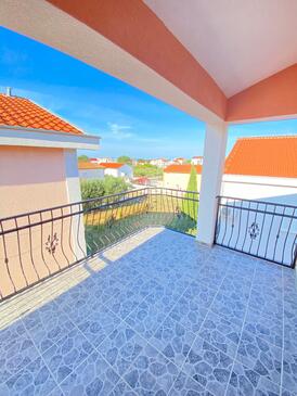 Appartamenti con parcheggio Zaton, Zara - Zadar - 19203