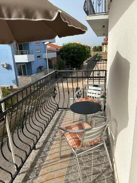 Appartamenti con parcheggio Zaton, Zara - Zadar - 19203