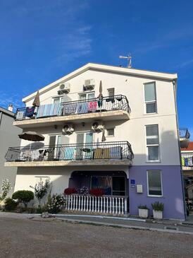 Zaton, Zadar, Overnatting 19203 - Leiligheter med en rullesteinstrand.