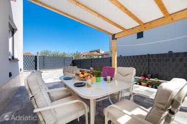 Apartments with parking space Trogir - 19213