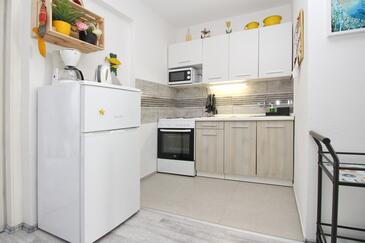 Apartamentos y habitaciones con parking Baska (Krk) - 19215