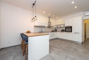 Apartamentos con parking Zadar - 19218