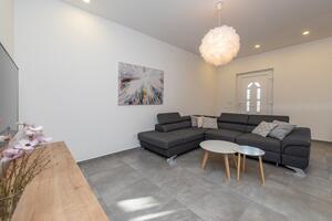 Two bedroom apartment Zadar (A-19218-a)