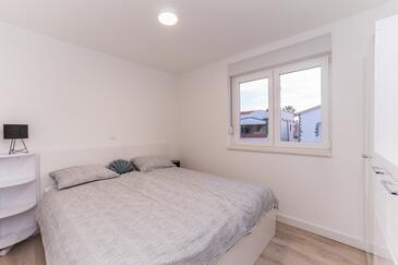 Apartments by the sea Vir - 19221