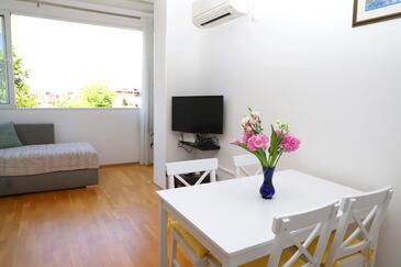 Apartments with WiFi Split - 19226