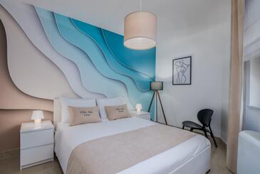 Apartments by the sea Malinska, Krk - 19227