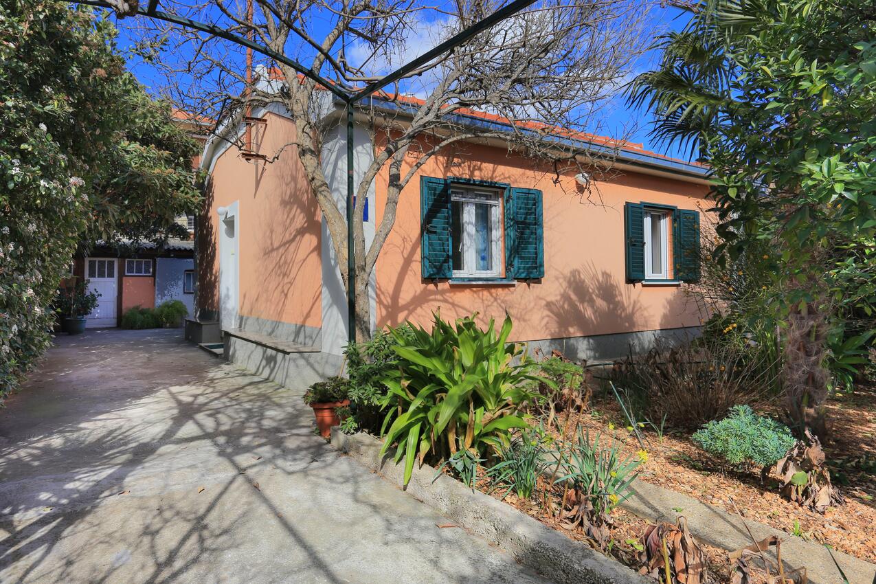 House with terrace Trogir, Central Dalmatia