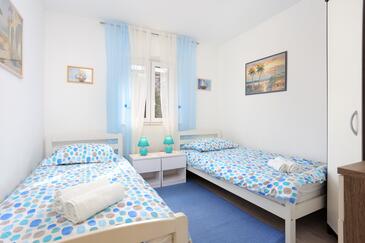 House with terrace Trogir, Central Dalmatia