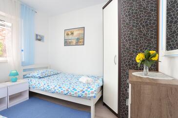 House with terrace Trogir, Central Dalmatia