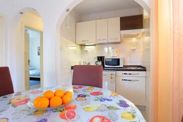 House with terrace Trogir, Central Dalmatia