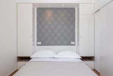 Seaside luxury villa with a swimming pool Cove Ljubljeva, Trogir - 19258