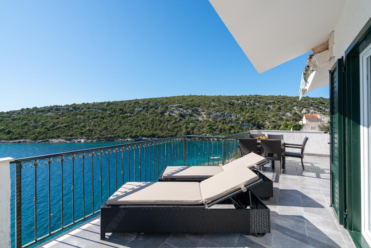 Casa accanto al mare con piscina per famiglia Baia Ljubljeva, Traù - Trogir - 19258