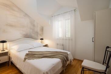 Luxusvilla a tenger mellett medencével Öböl Ljubljeva, Trogir - 19259