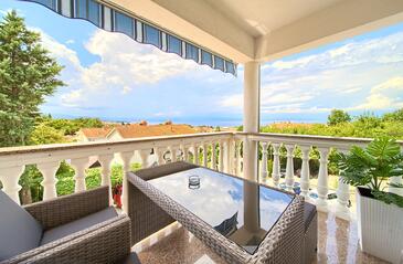 Apartments with parking space Malinska, Krk - 19280 Adriatic.hr