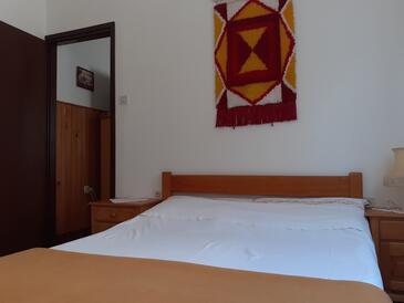 Ferienwohnungen mit Parkplatz Malinska, Krk - 19291