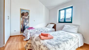 Apartments with parking space Zambratija, Umag - 19313