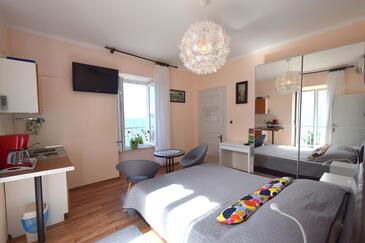 Studio flat Malinska, Krk (AS-19314-a(