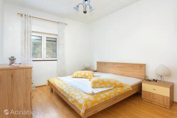 Apartmanok a tenger mellett Poljica, Trogir - 19316