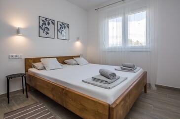 Ferienwohnungen mit Parkplatz Vir - 19332