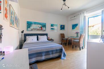 Apartments by the sea Zadar - 19336