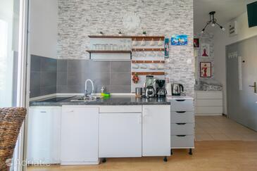 Apartments by the sea Zadar - 19336