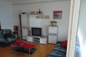 Three bedroom apartment Seget Donji Three bedroom apartment Seget Donji, Trogir (A-19351-a)