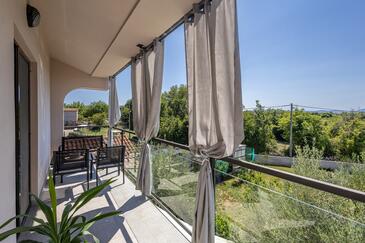 Apartments with parking space Milovcici, Krk - 19352