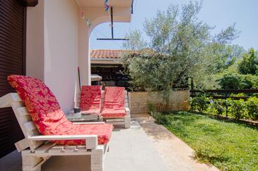 Apartmaji s parkingom Milovčići, Krk - 19352 Adriatic.hr