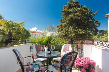Apartments by the sea Malinska, Krk - 19359