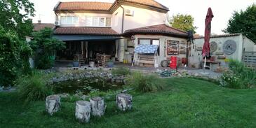 Apartments with parking space Osijek, Slavonija - 19366